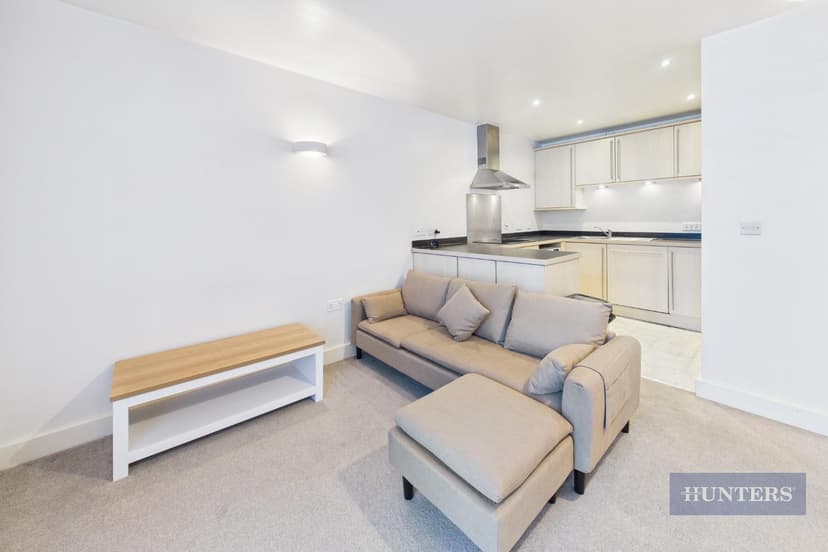 Flat 22, Endeavour Court 50 Channel Way - Image 5