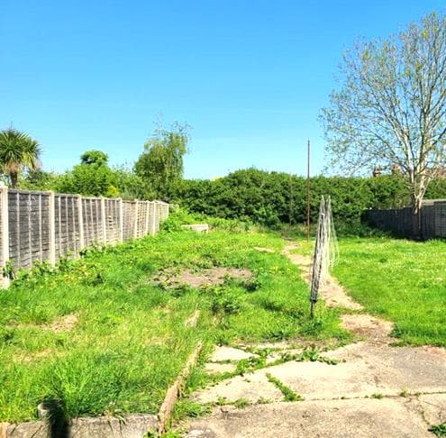 84, Gleave Road - Image 14