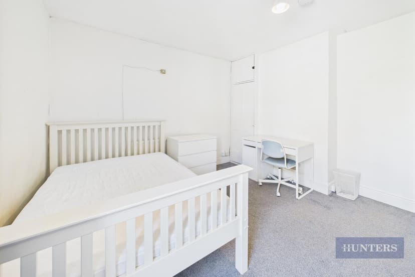 9, Wellman Croft - Image 7