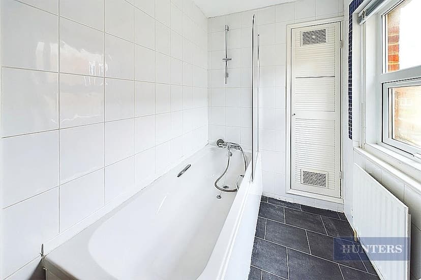 23, Ten Acre Mews - Image 18