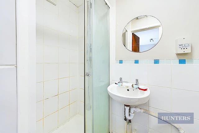 Room 4, 30 Ranelagh Gardens - Image 12