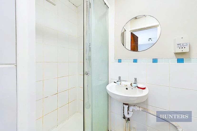 Room 4, 30 Ranelagh Gardens - Image 12