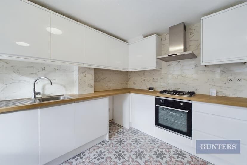 189, Tiverton Road - Image 2