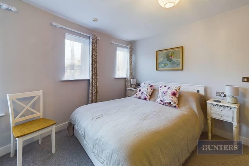 79, Harrow Road - Image 9
