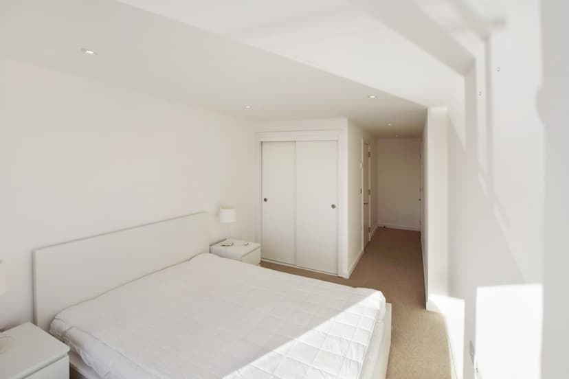 Summerfield Crescent - Image 10