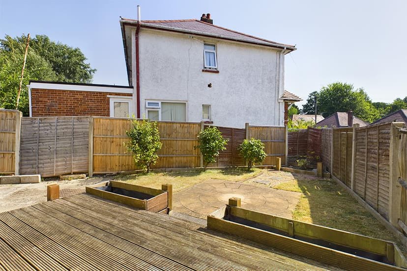 85, Warwards Lane - Image 8