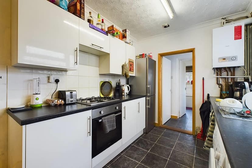 88, Teignmouth Road - Image 3