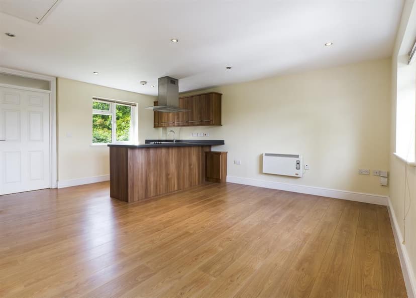 126A Kent Road - Image 6