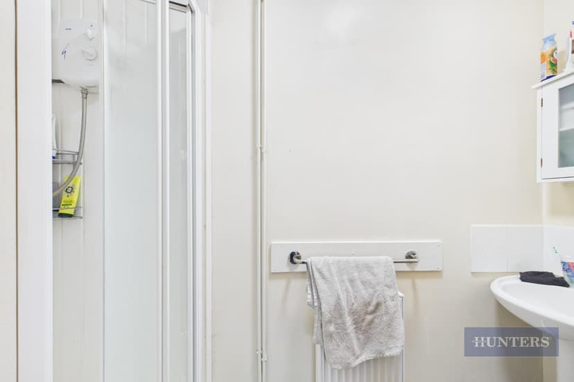 24 Silverdale Road - Image 1