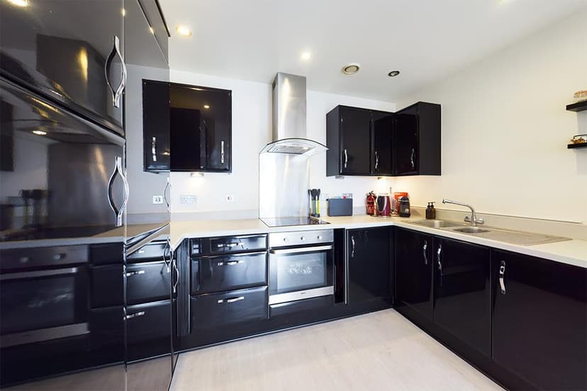 73, Gleave Road - Image 4