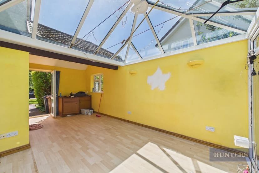 19 Chilworth Close - Image 6