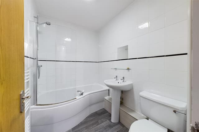 97, Dawlish Road - Image 6