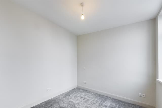 97, Dawlish Road - Image 4