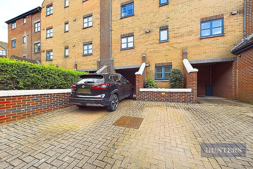 32 Riverdene Place - Image 22