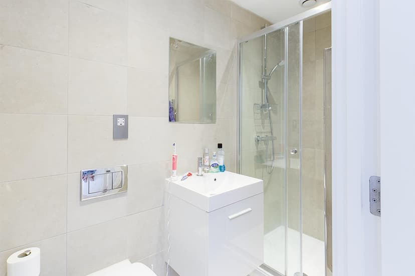 111, Quinton Road - Image 8
