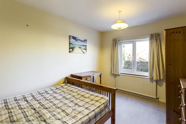 Room 3, 25 Ranelagh Gardens - Image 2