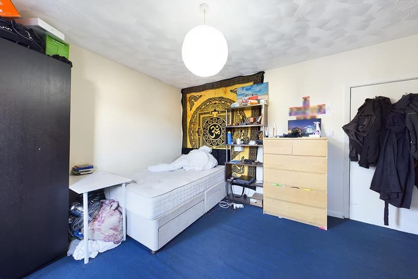 55, Coronation Road - Image 11