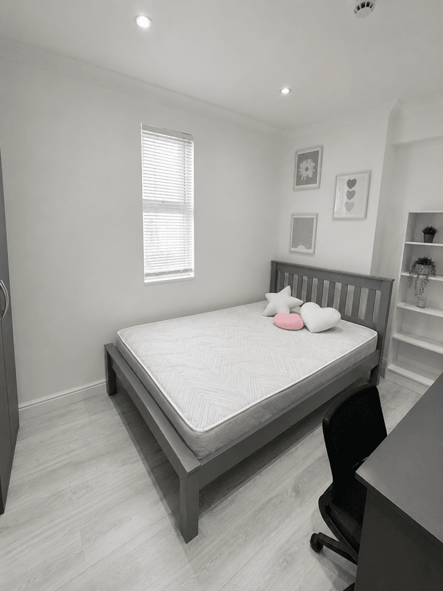 Flat 1, 27 Marlborough Road - Image 5