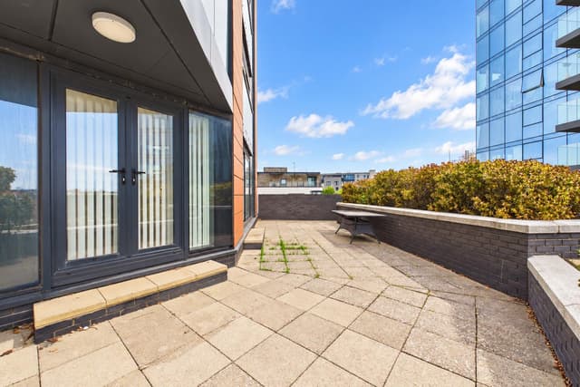7 The Moresby Tower Ocean Way - Image 1