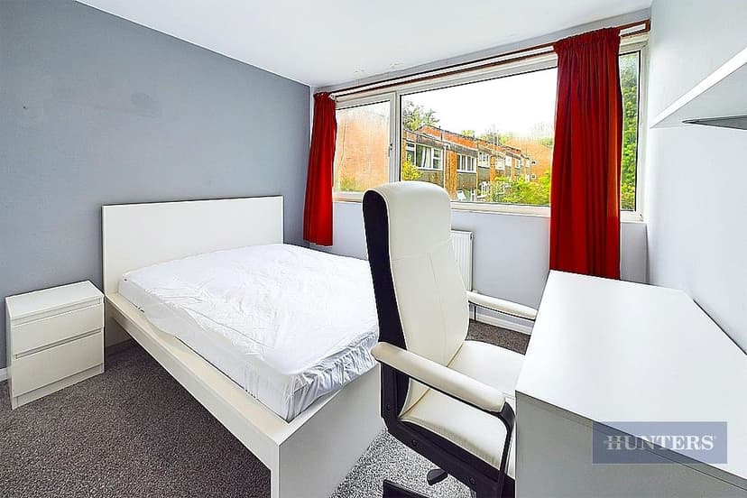 12, Daisy Road - Image 11