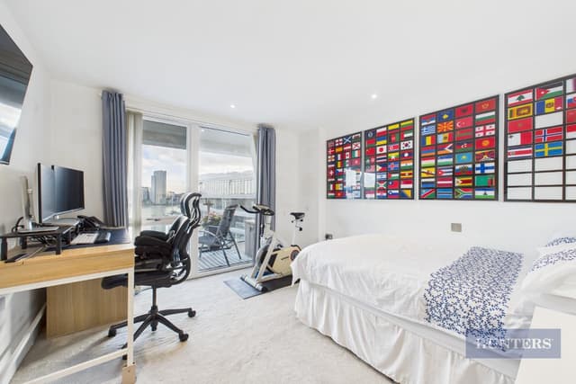 Apartment 504, Alexandra Wharf 2 Maritime Walk - Image 8