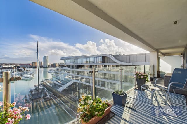 Apartment 504, Alexandra Wharf 2 Maritime Walk - Image 11