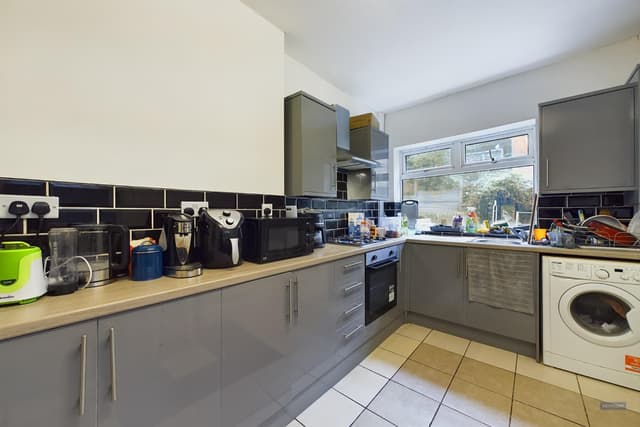 5 Thackeray Road - Image 2
