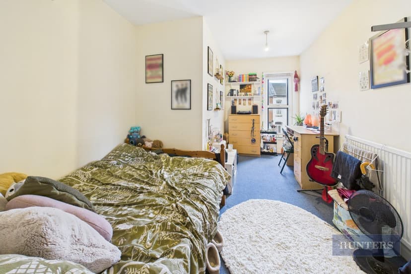 12 Milton Road - Image 9