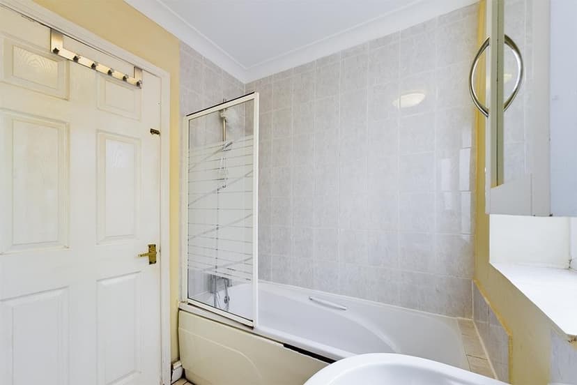 23, Heeley Road - Image 7