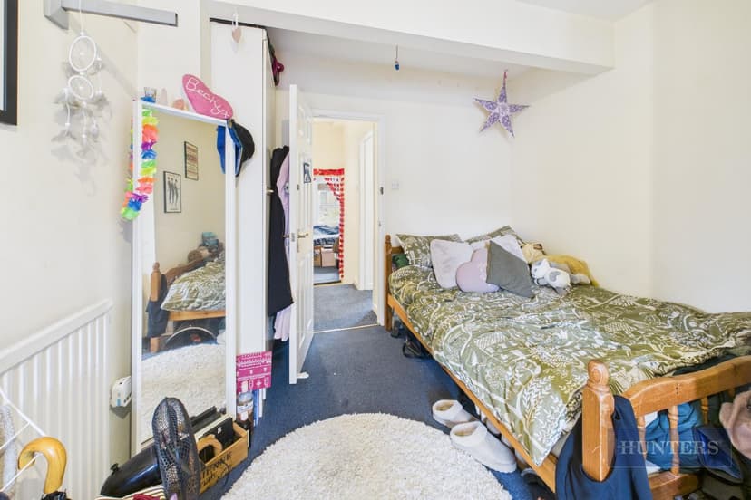 12 Milton Road - Image 8