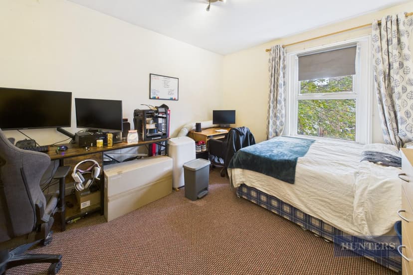 25 Newcombe Road - Image 5