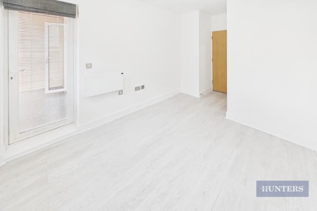 Flat 151, Oceana Boulevard Orchard Place - Image 7