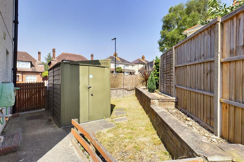 85, Warwards Lane - Image 7