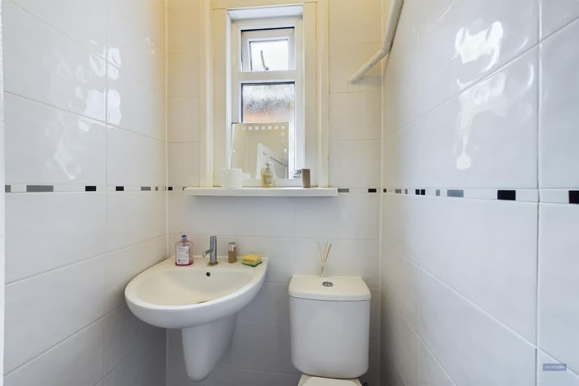 5 Thackeray Road - Image 9