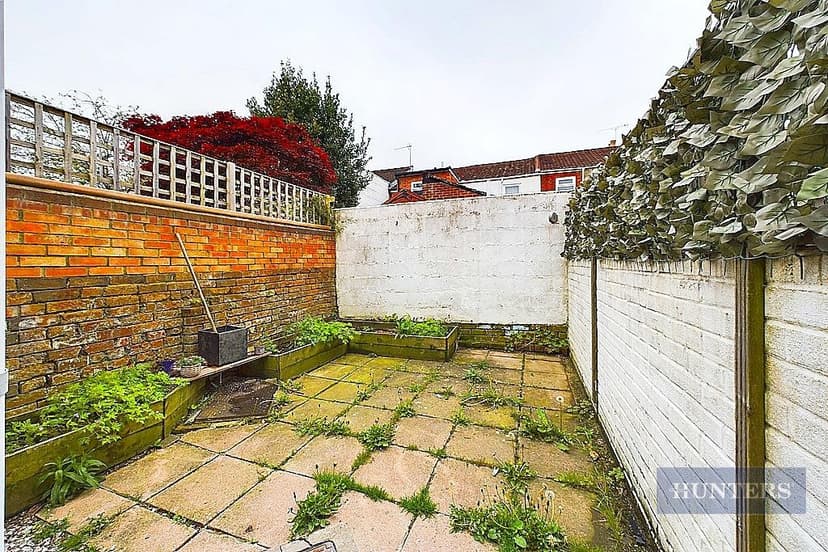 7, Leeson Walk - Image 9