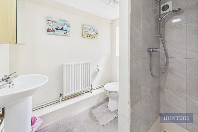 142 Osborne Road North - Image 3