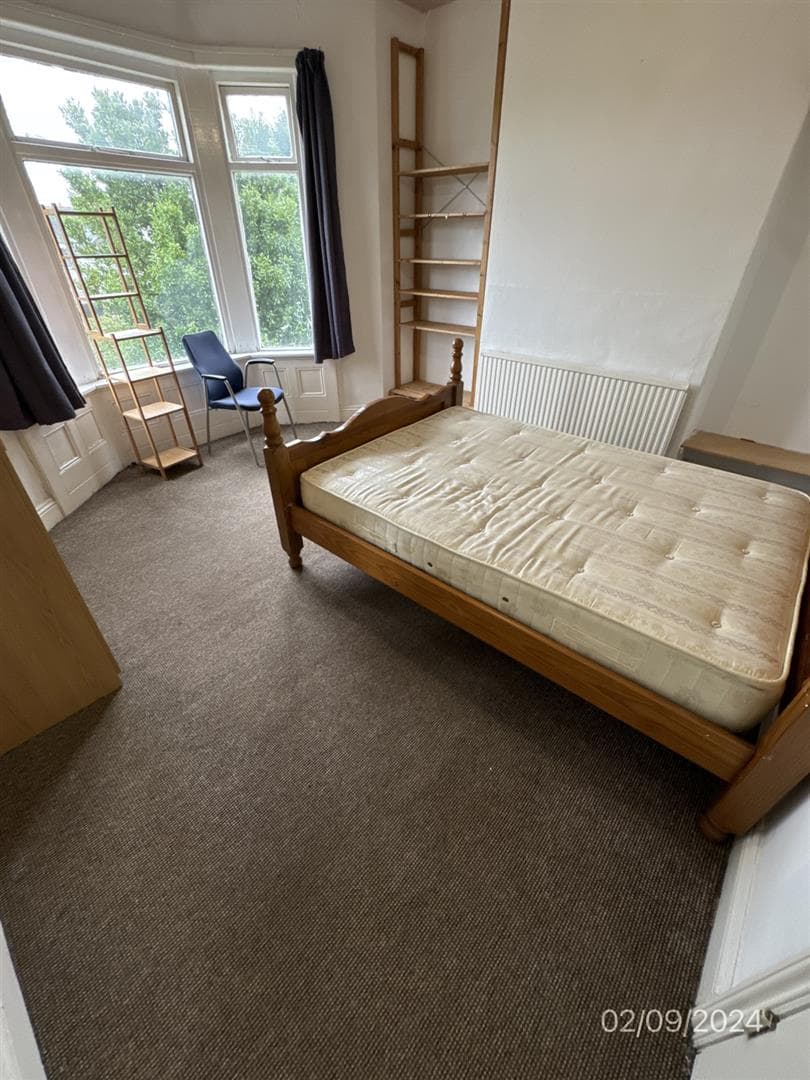 2 Clun Terrace - Image 8