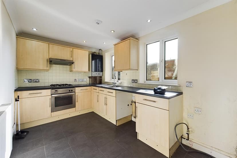 23, Heeley Road - Image 10
