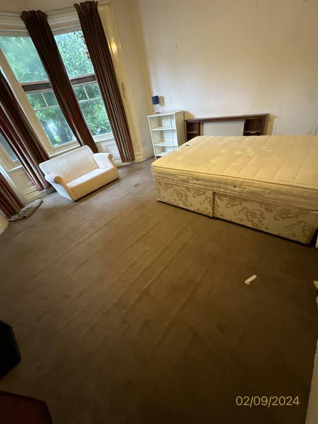 2 Clun Terrace - Image 4
