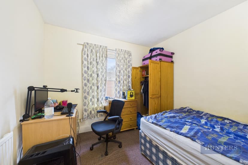 25a Newcombe Road - Image 6