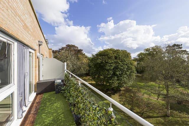 55, Roman Way - Image 8