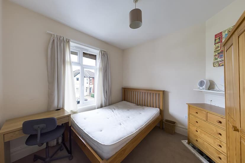 Room 2, 67 Arthur Road - Image 2