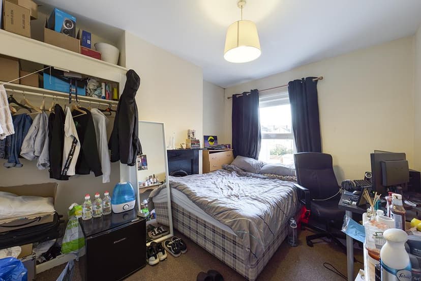 1, Dale Road - Image 5