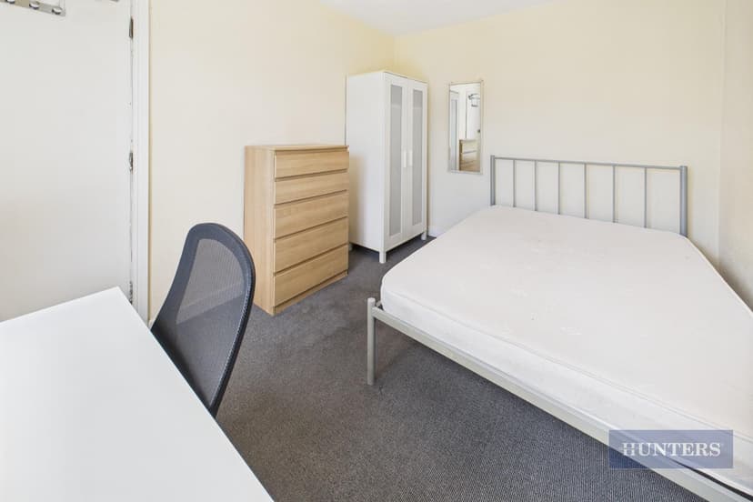 142 Osborne Road North - Image 12
