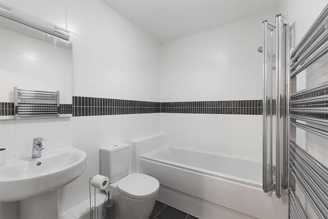 140, Bournbrook Road - Image 8