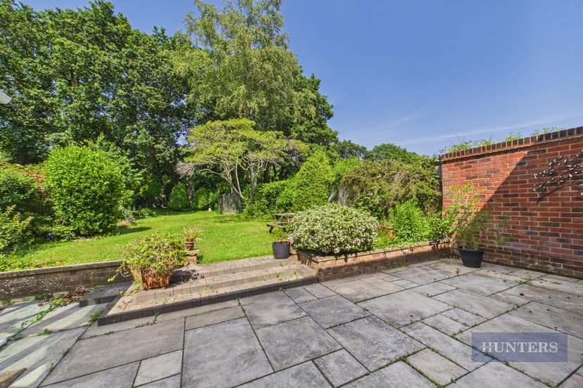 19 Chilworth Close - Image 12