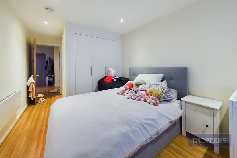 Apartment 1113, Masshouse Plaza - Image 7
