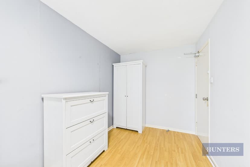 Room 4, 20 Ranelagh Gardens - Image 3