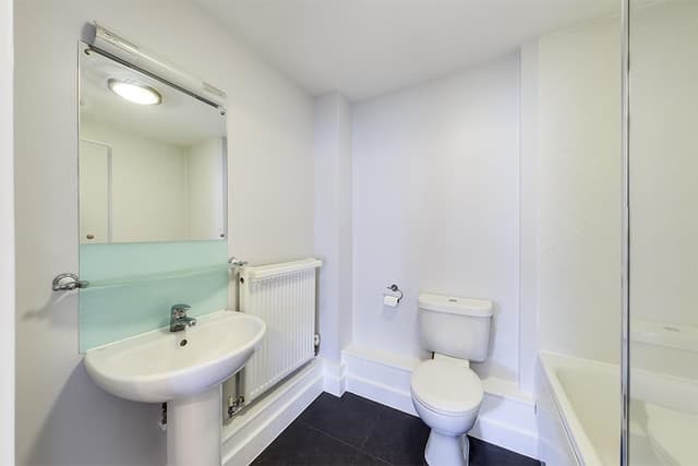 35 James Weld Close - Image 11