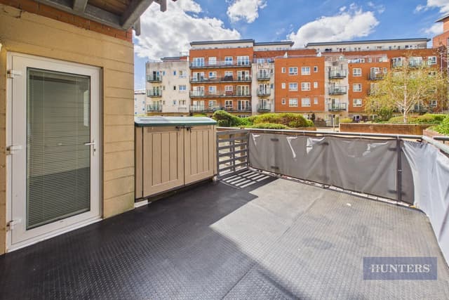 Flat 151, Oceana Boulevard Orchard Place - Image 13